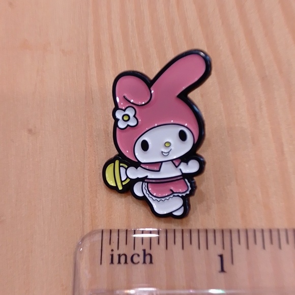🆕 Sanrio My Melody Riding Hood Enamel Pin Brooch - Picture 7 of 8